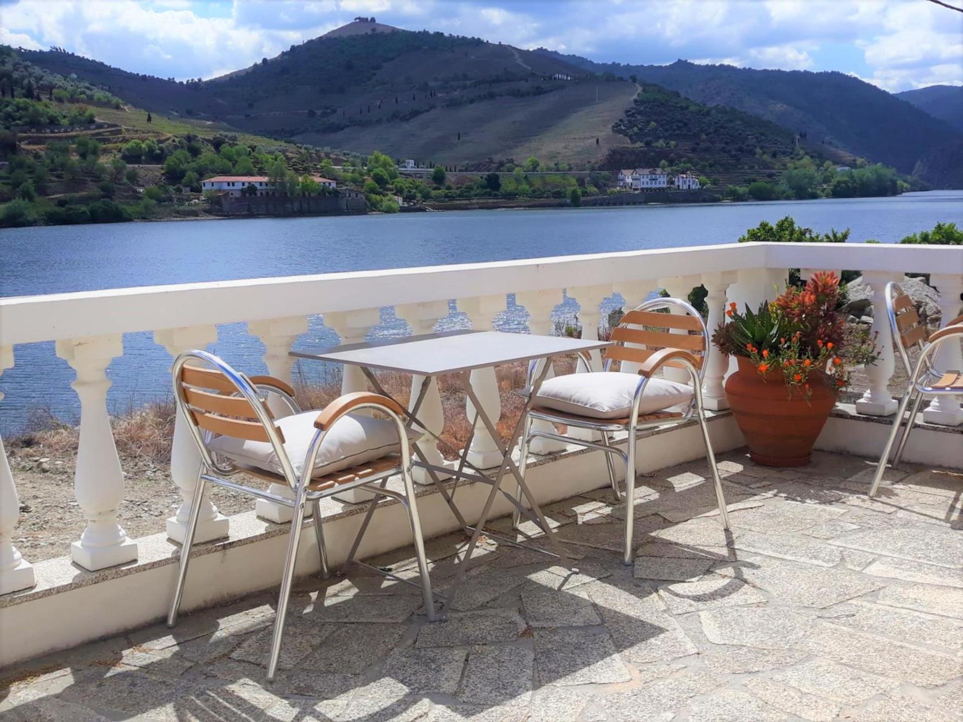 Casa Dos Vinhais - Douro Valley Coleja Luaran gambar